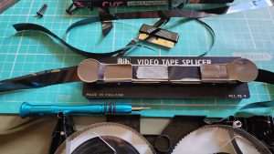 vhs-tape-repairs-with-video-tape-splicer